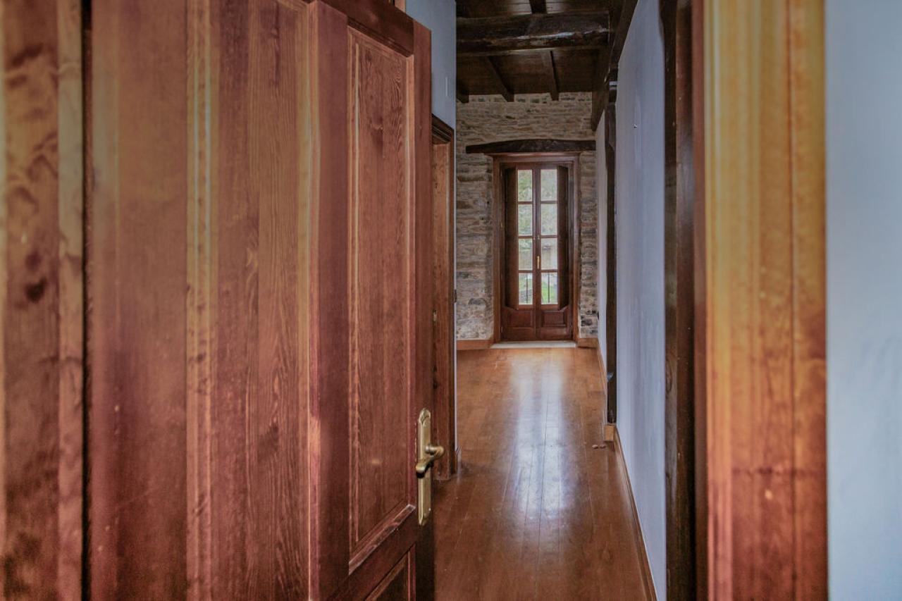 EDIFICIO A LA VENTA EN VEGA DE VALCARCE - Image 7