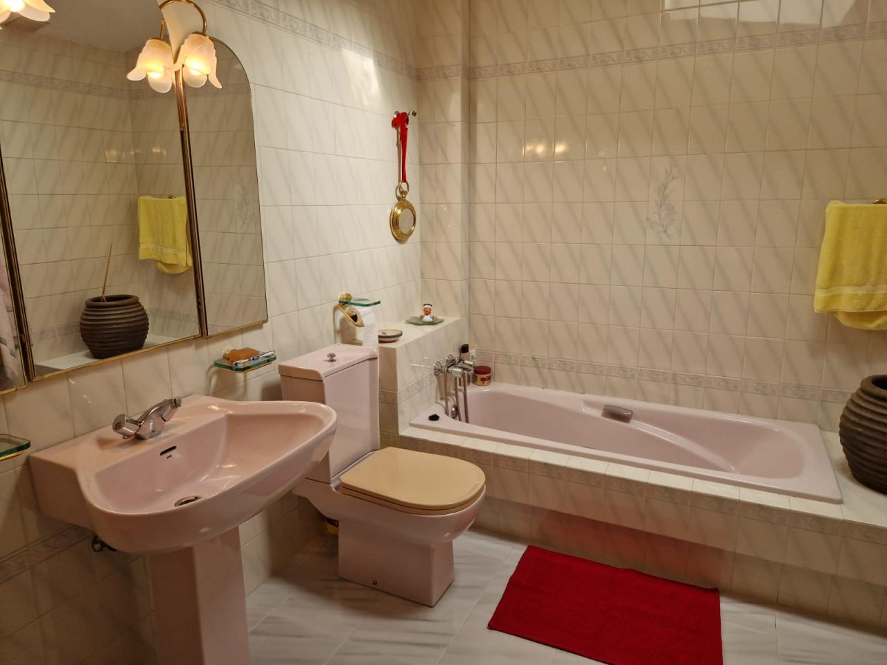 VENTA DE UNA CASA CON ASCENSOR EN BENAVENTE - Image 17