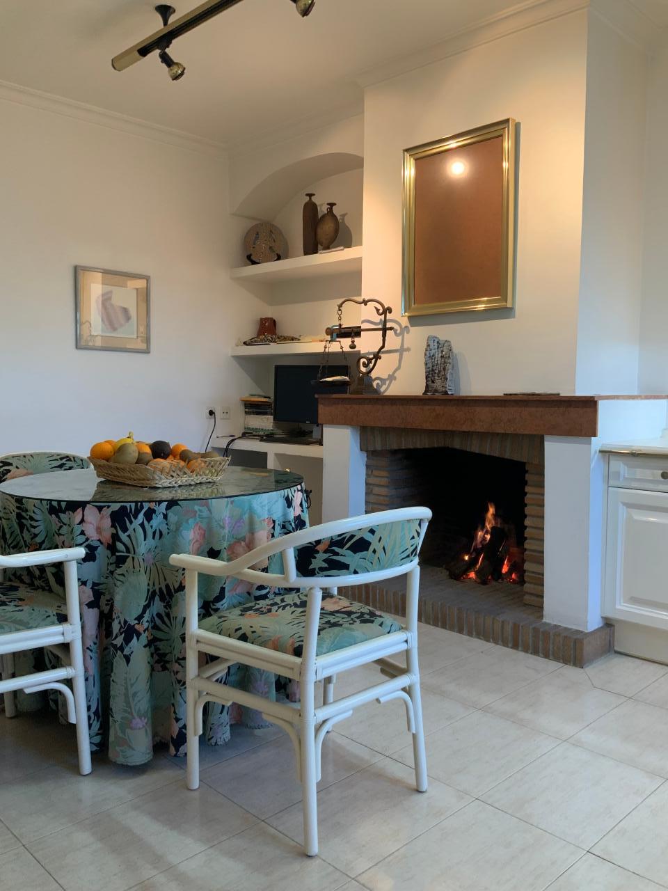 VENTA DE UNA CASA CON ASCENSOR EN BENAVENTE - Image 8