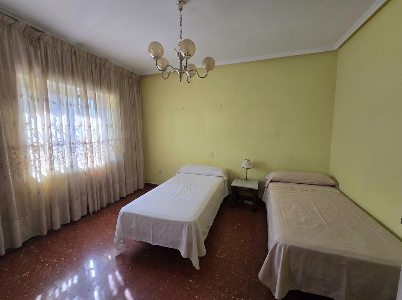 Casa en Calle Miguel de Cervantes 15 (VILECHA) - Image 2