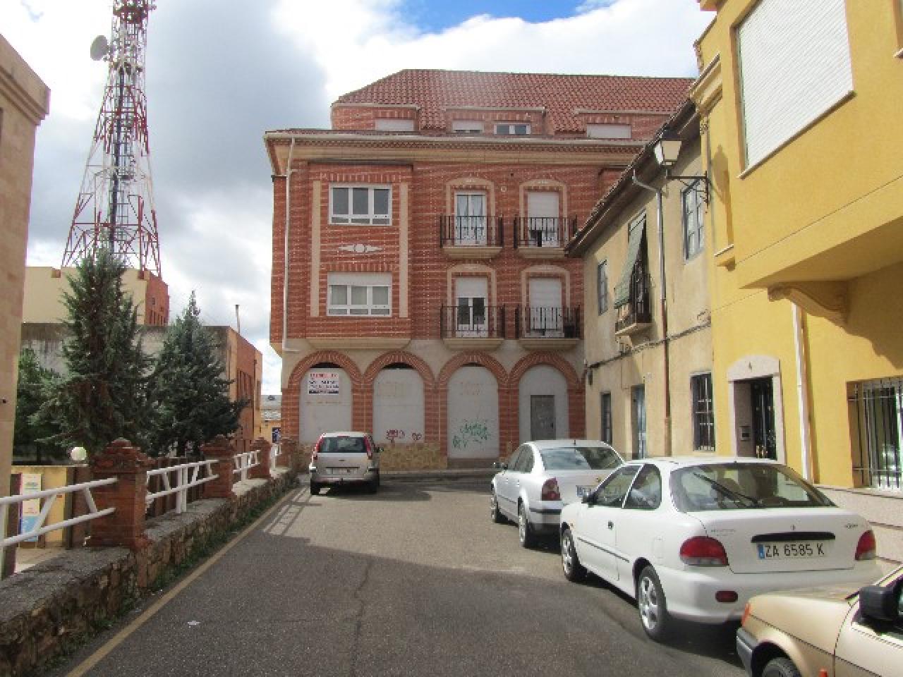 VENTA DE AMPLIO LOCAL EN BENAVENTE - Image 14