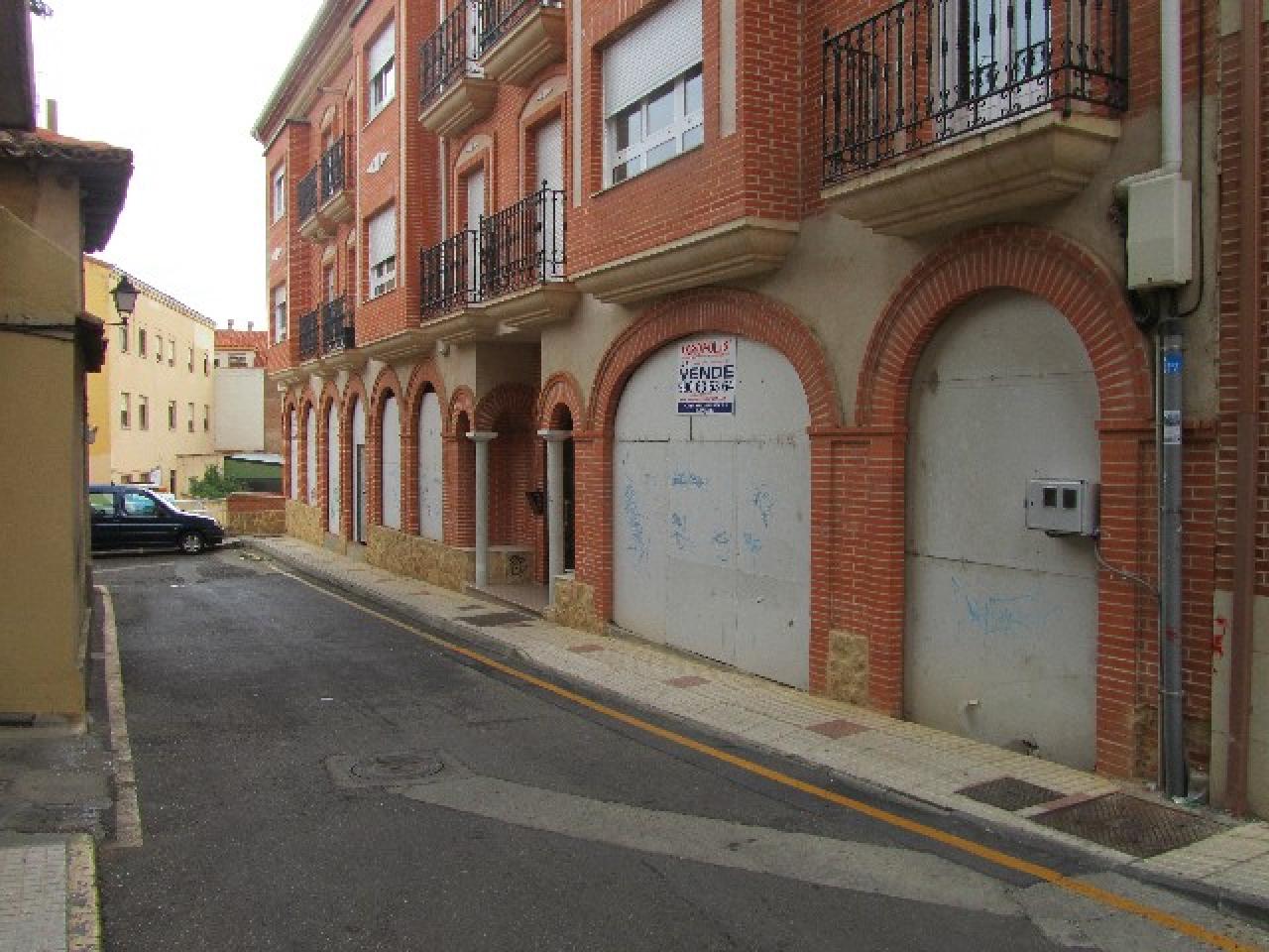 VENTA DE AMPLIO LOCAL EN BENAVENTE - Image 7