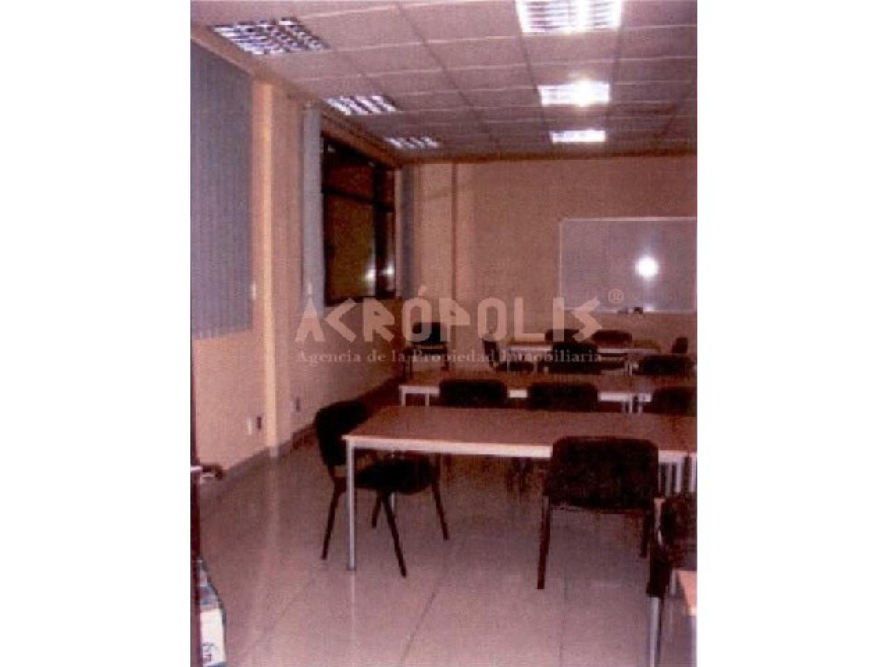 VENTA DE NAVE EN VALLE DE FORNELA - Image 1