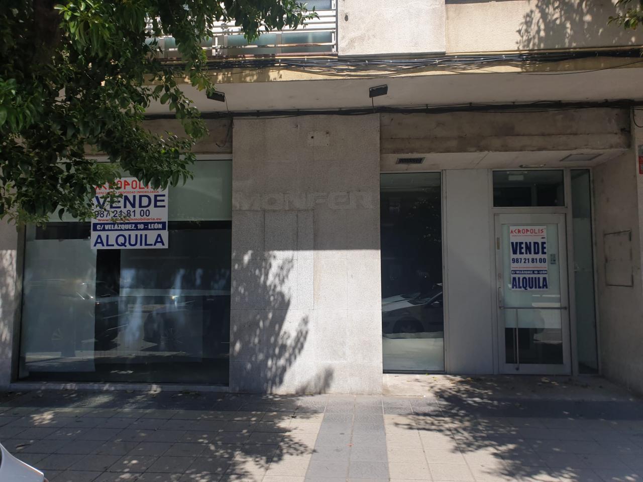 VENTA DE LOCAL EN FERNANDEZ LADREDA, LEON - Image 11