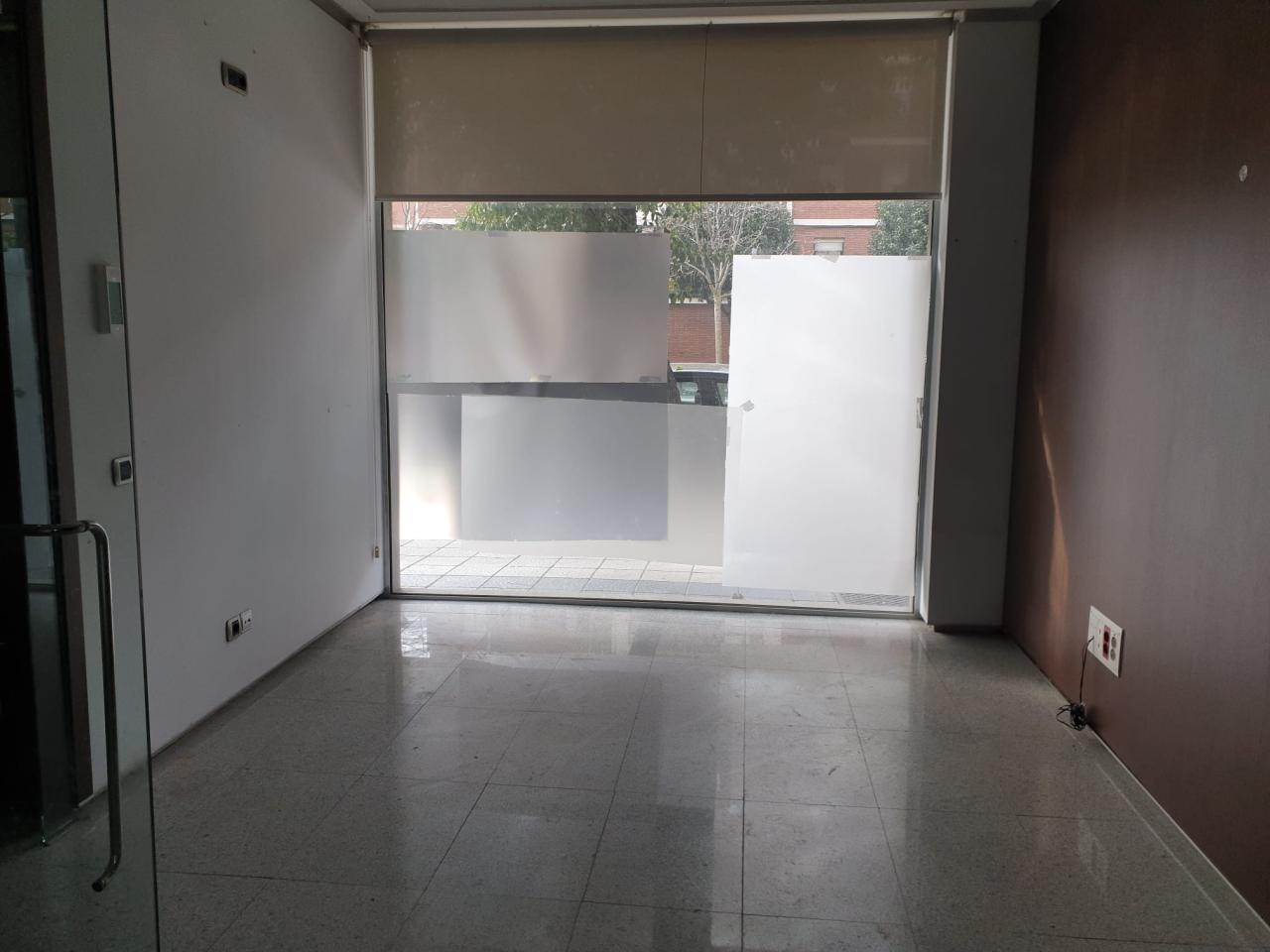 VENTA DE LOCAL EN FERNANDEZ LADREDA, LEON - Image 5