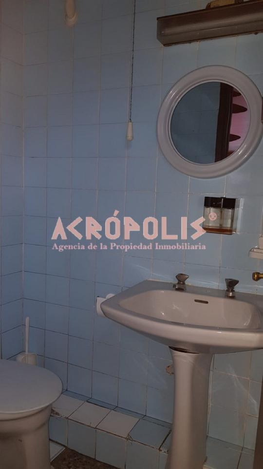 LOCAL COMERCIAL EN VENTA EN ZONA CHANTRIA, LEON. - Image 2