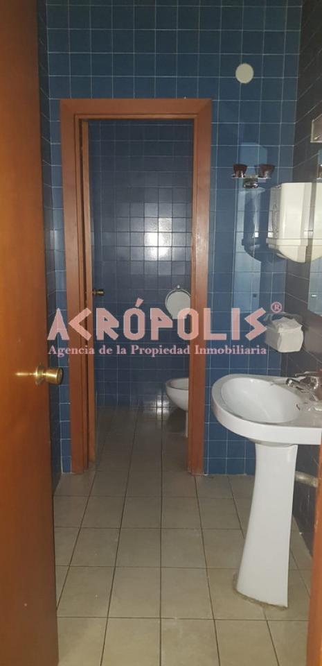 LOCAL EN VENTA EN EL CENTRO DE LEON. - Image 11