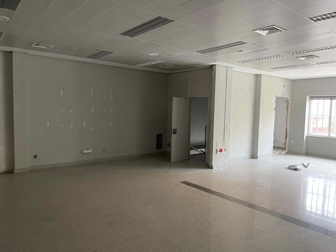 OFICINA EN ZAMORA - Image 25