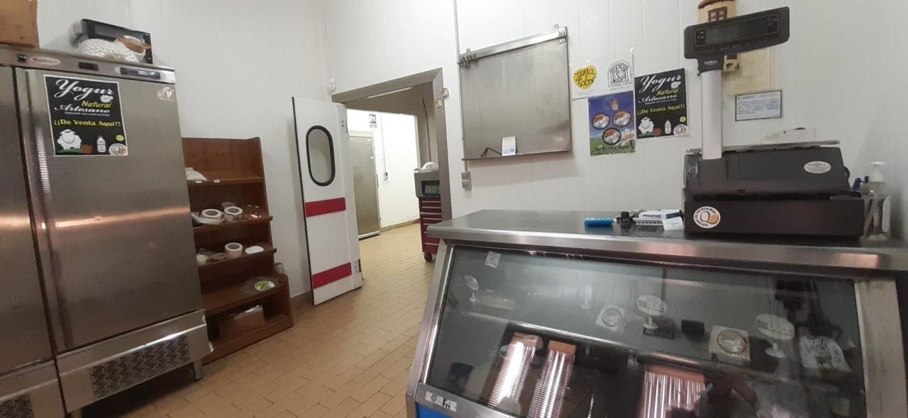 VENTA DE QUESERIA Y VARIOS TERRENOS EN SAN CRISTOBAL DE ENTREVIÑAS - Image 20