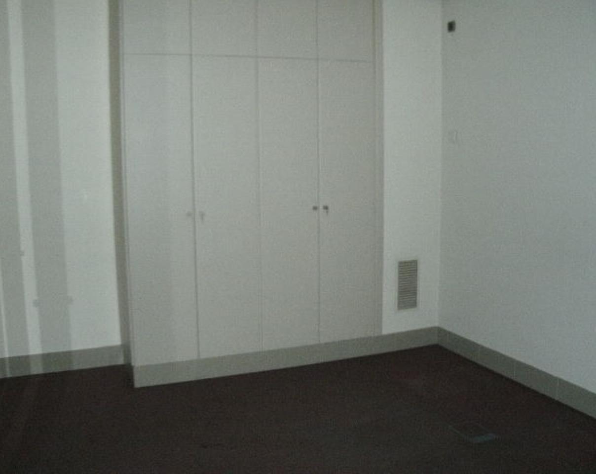 LOCAL EN VENTA EN PADRE ISLA, LEON - Image 4