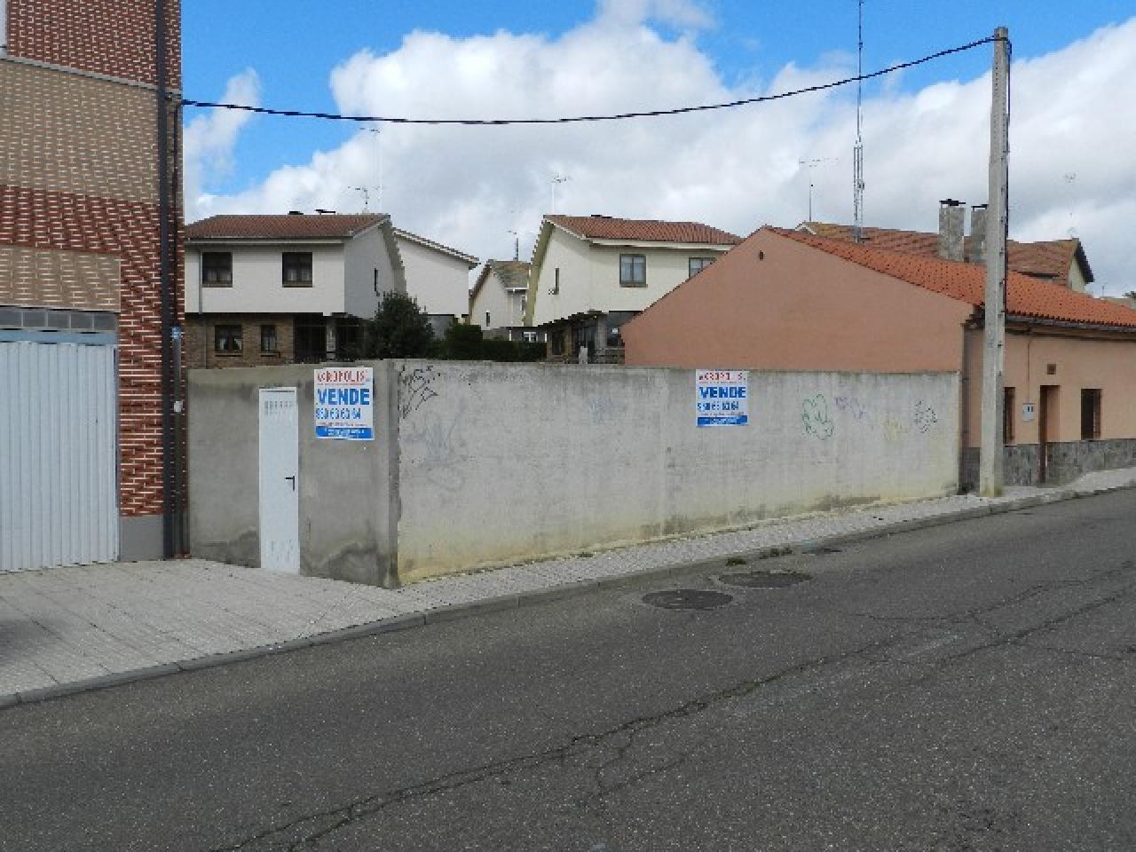 VENTA DE SUELO URBANO EN BENAVENTE - Image 0
