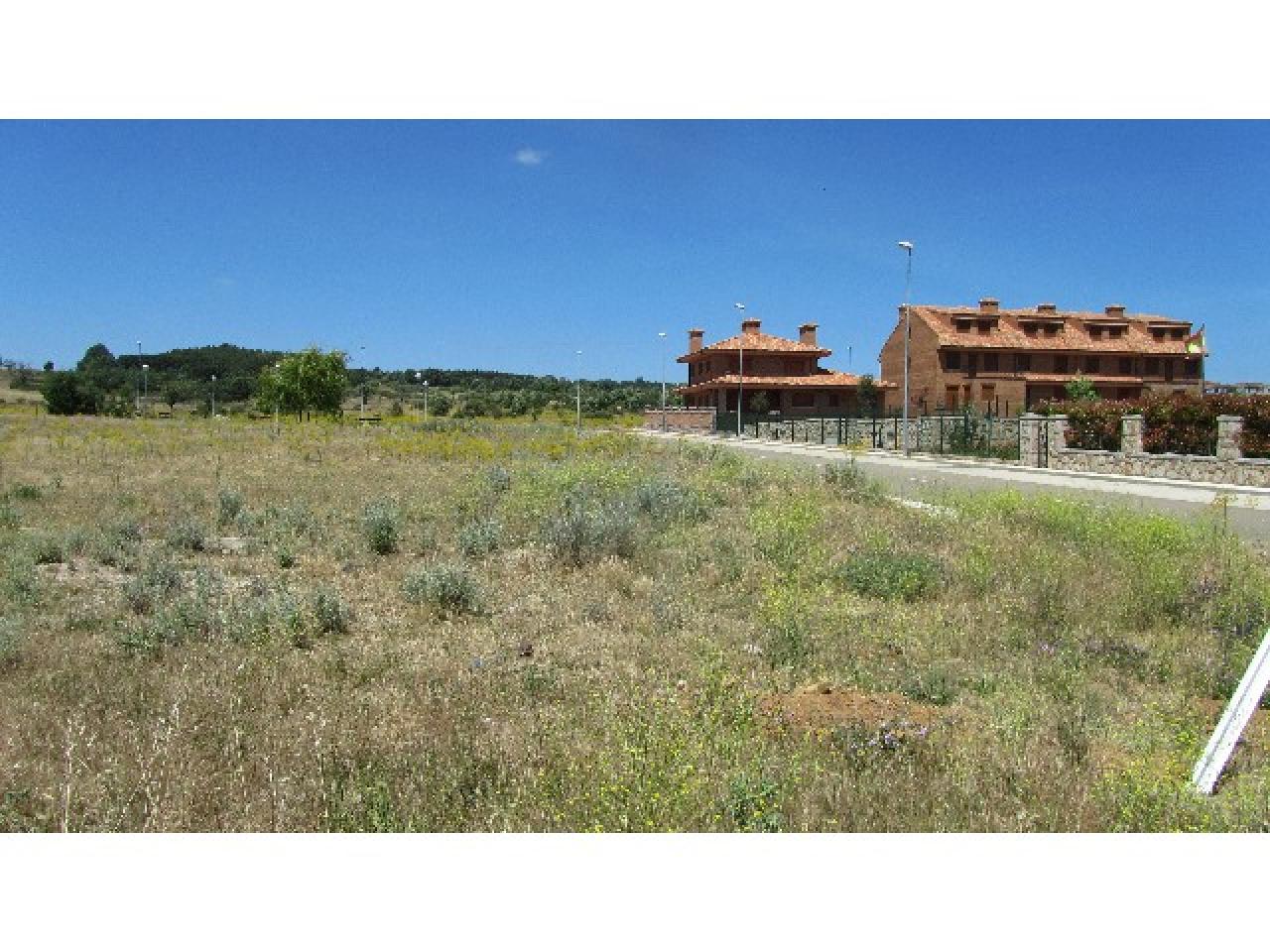 VENTA DE PARCELA EN BENAVENTE, ZAMORA - Image 1