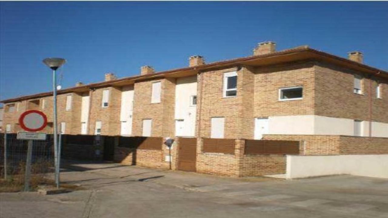 Solar en Carretera 2 (Morales de Toro) - Image 1